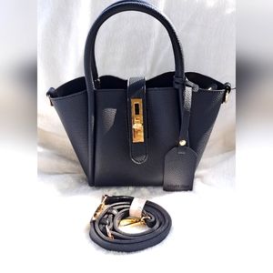 NWOT TRENDY Crossbody Satchel